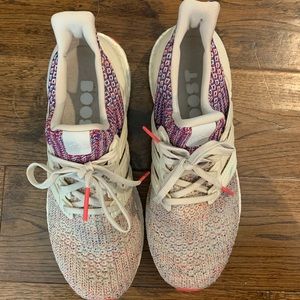 Women’s size 7.5 ultra boosts